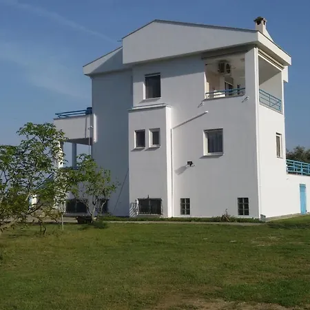 Gaby's Villa Kinira