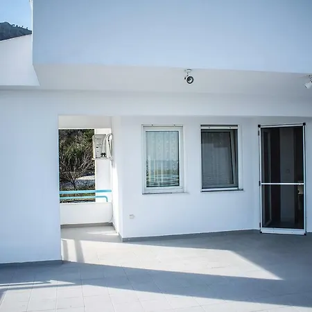 Gaby's Villa Kinira